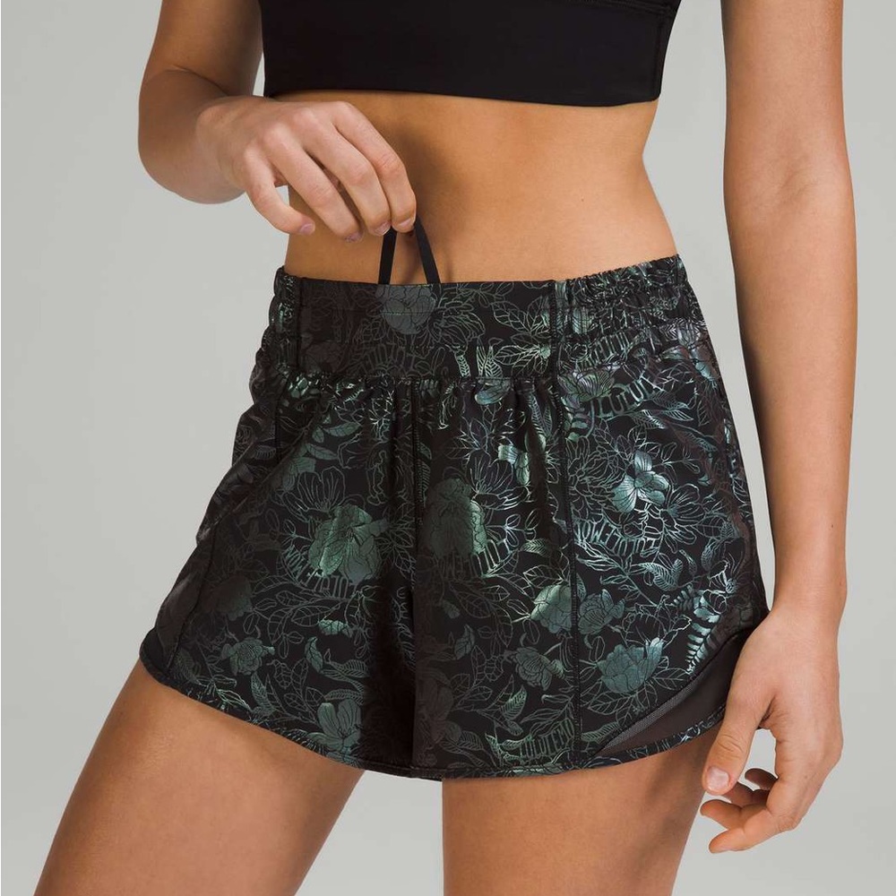 NWT Lululemon Hotty Hot